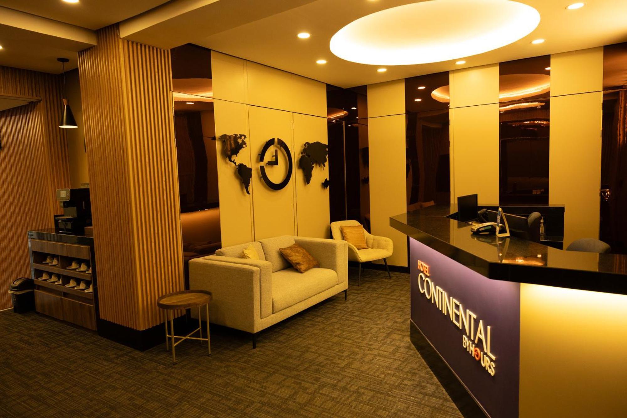 Hotel Continental Byhours, Bogota